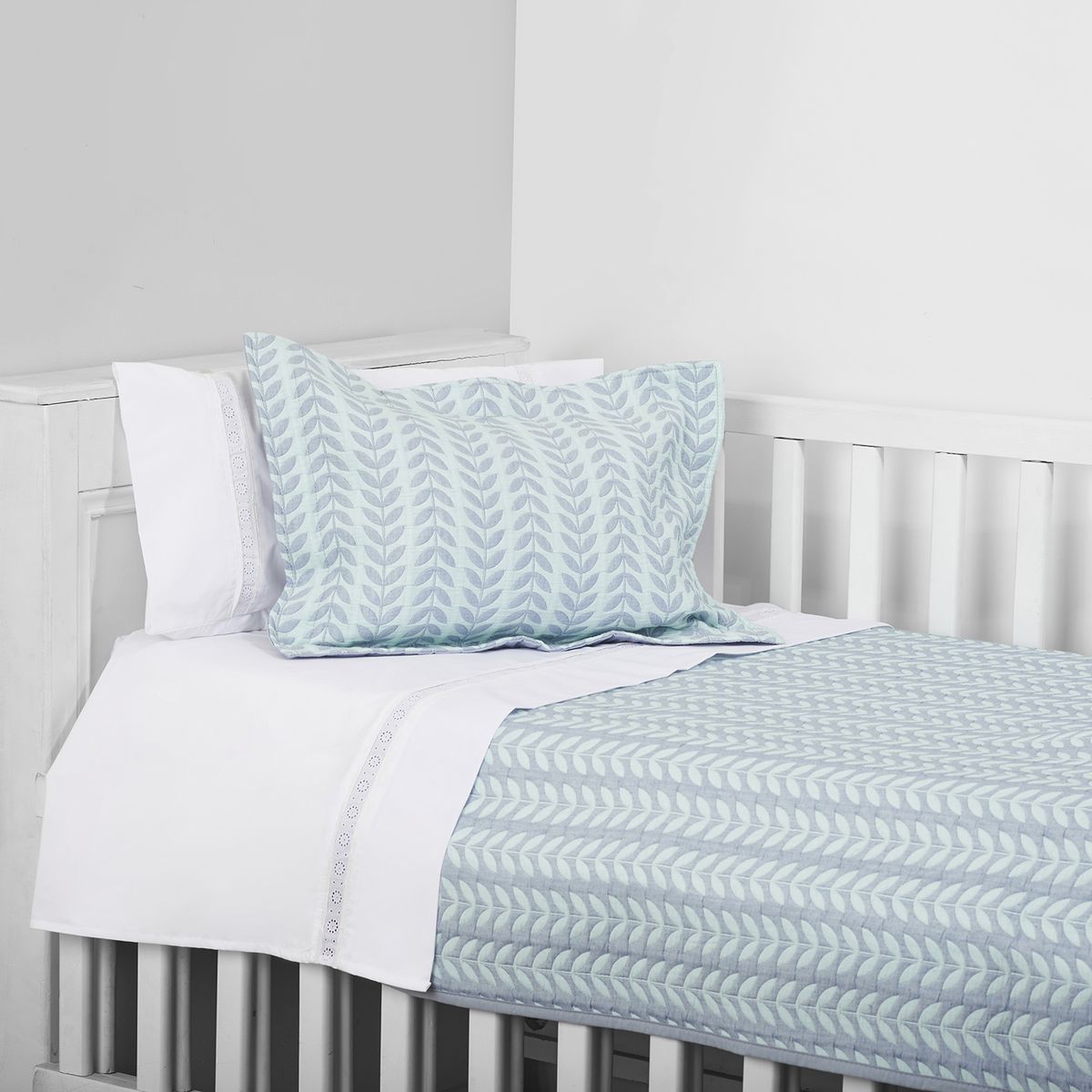 NINA HERRERA - Cubrecama Jacquard Espiga Celeste Cuna