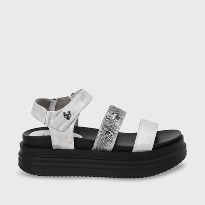 Imagen 2 del producto Sandalia Plateada Plataforma Mujer 15711