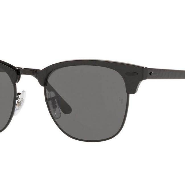 RAY BAN - Anteojos De Sol Ray-Ban RB3016 Clubmaster Negro.