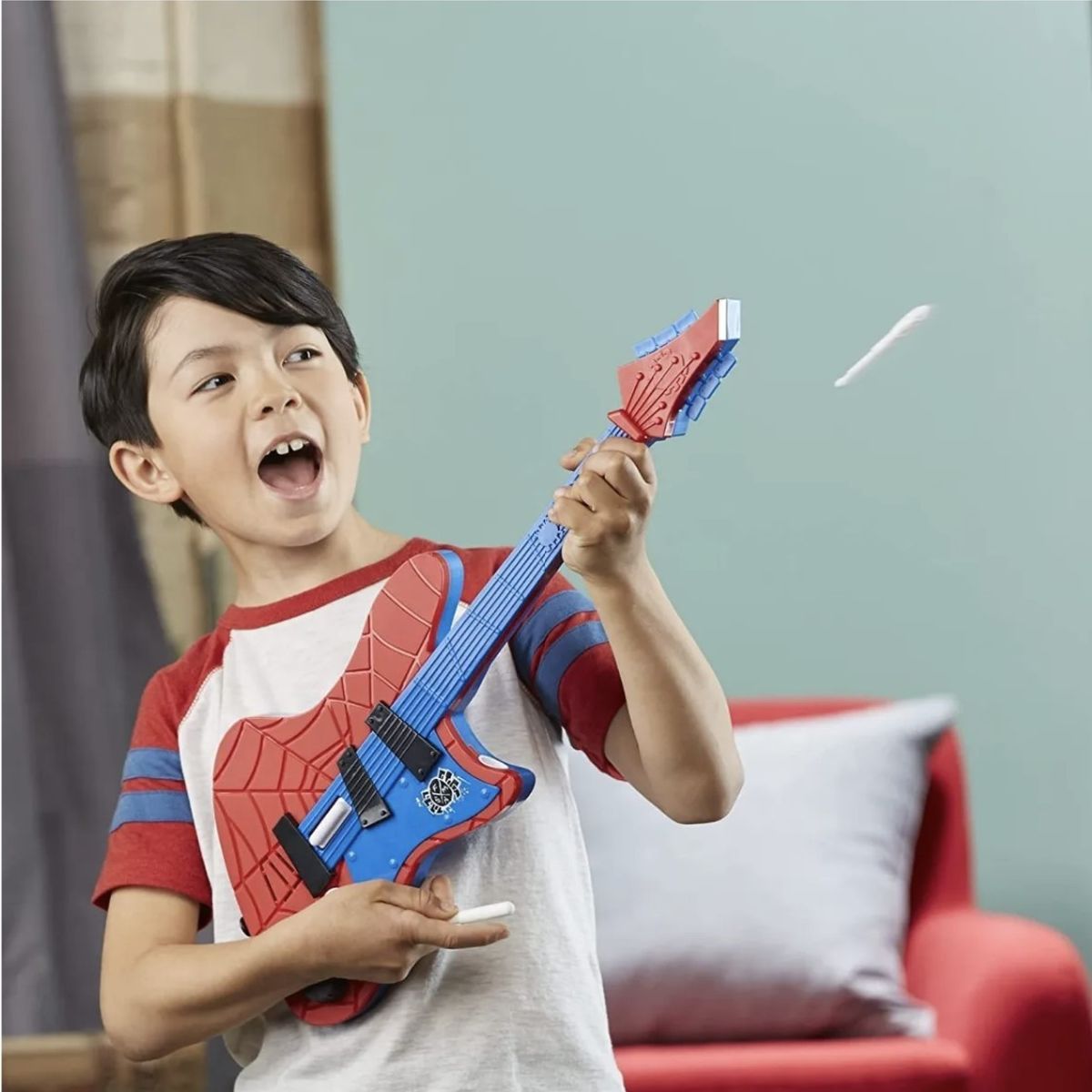 HASBRO - Spiderman Spiderverse Blaster Lanza Dardos Guitar