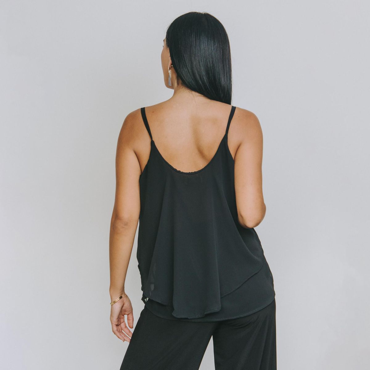 NATALIA SEGUEL - Blusa Cala Larga Negro Natalia Seguel