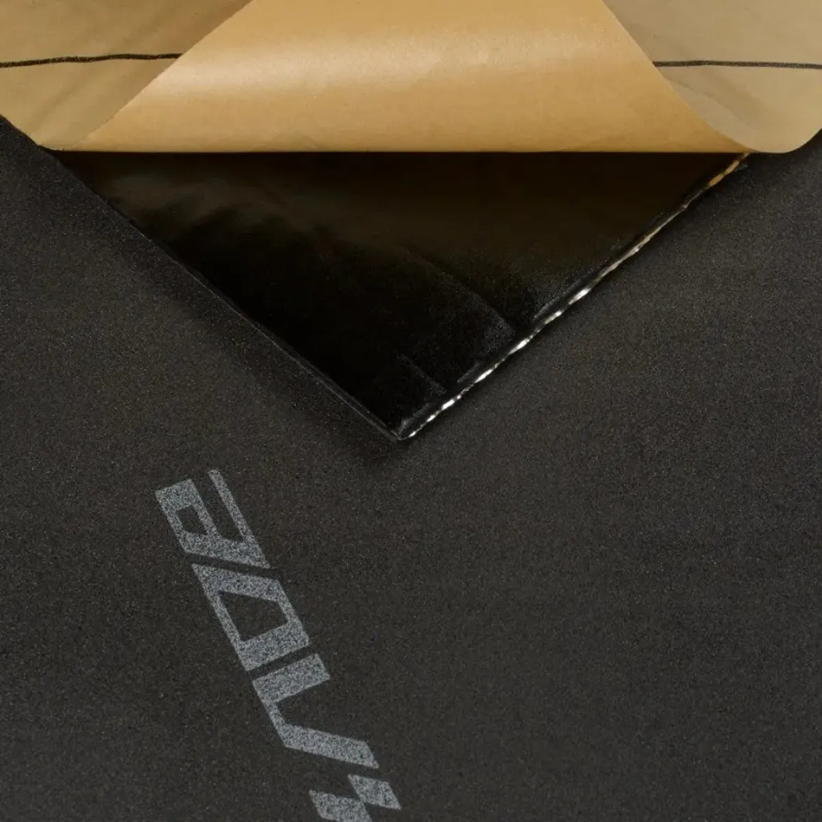 BLOCKADE - Aislante Térmico Y Acústico Para Puertas Techo De Autos