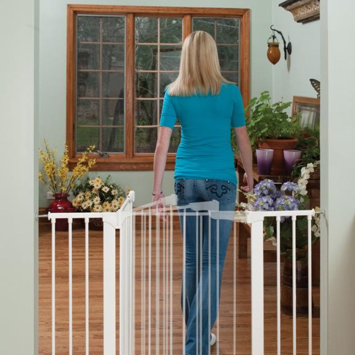 KIDCO - Puerta de Seguridad XL con Cierre Automático (ancho 74cm - 120cm) - Blanco