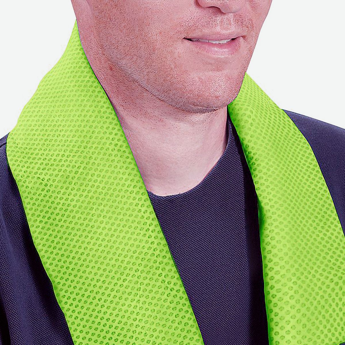 RUTTA - Toalla Refrescante con Botella de Plástico Verde