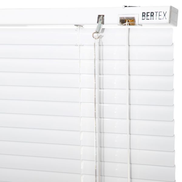 Persiana de aluminio Blanca 165cm anchox140cm alto Laminas 25mm