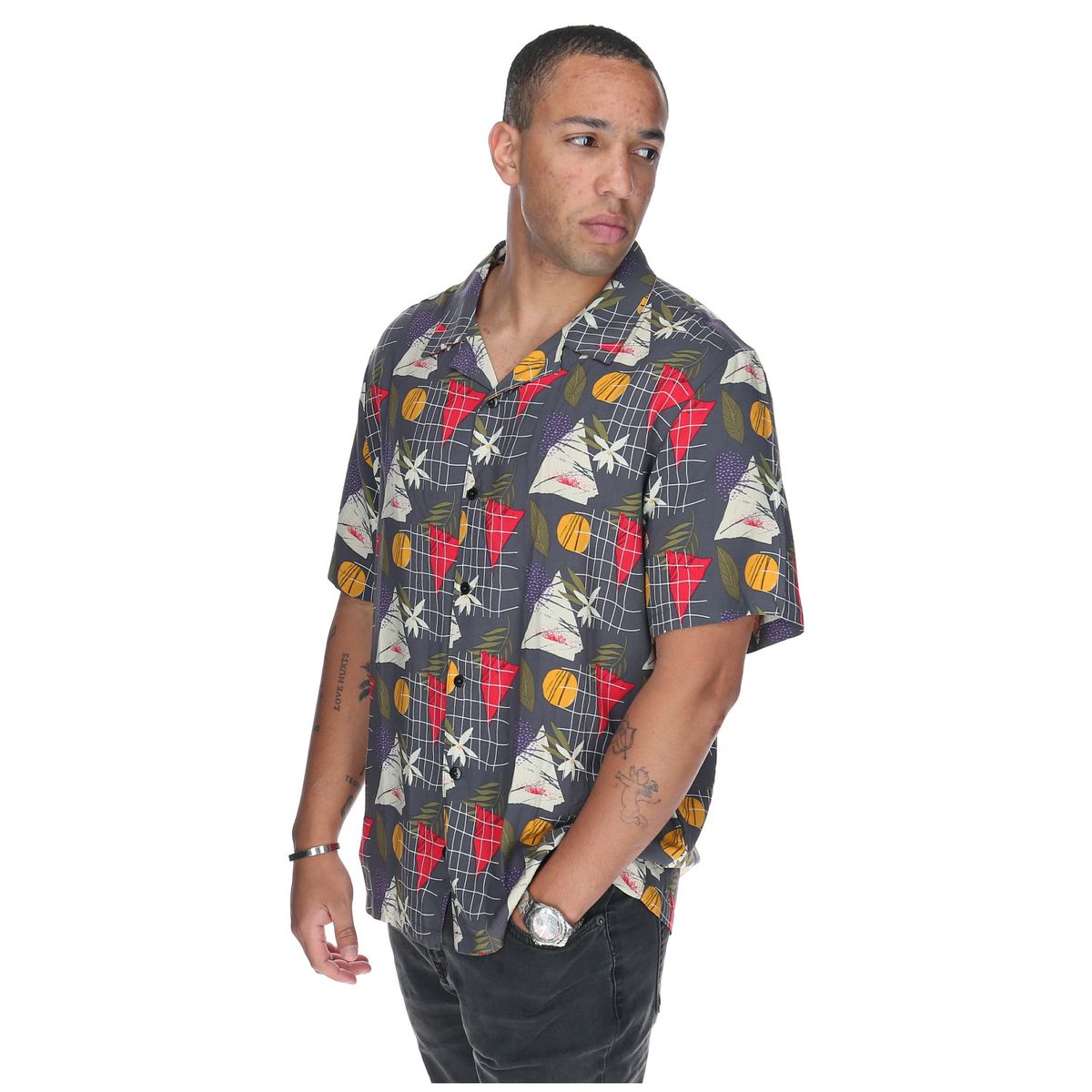 BURTON - Camisa M/C Hombre Tropical Geometry Negro BURTON