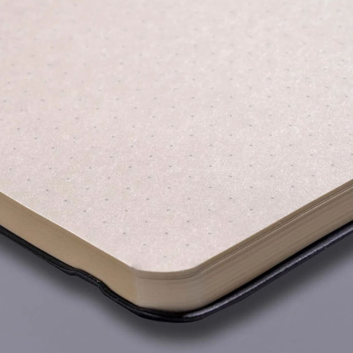 ART CREATION - Libreta Art Creation Negra 13x21cm 80gr 80hjas.Con Puntos