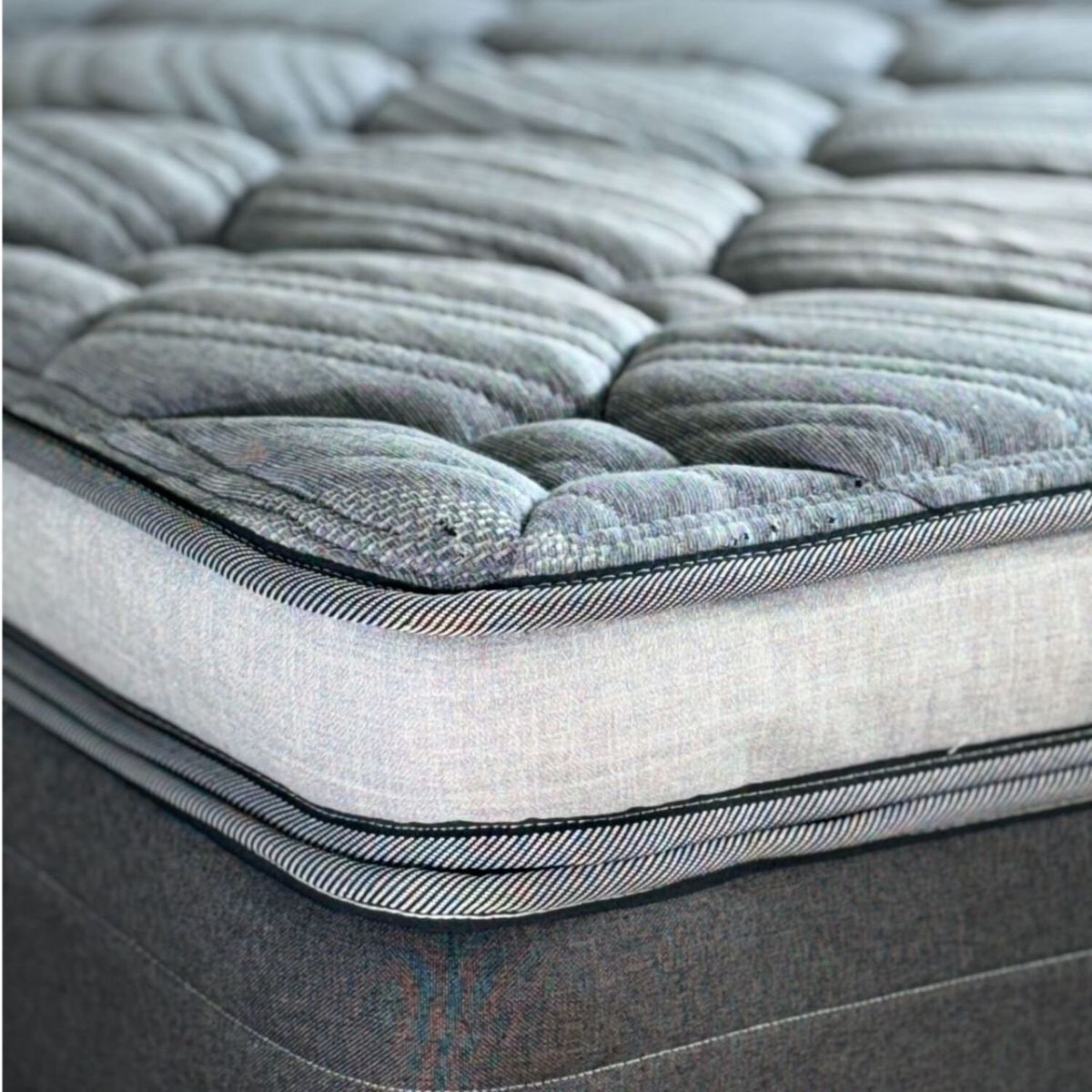 NOVATEX HOME - Cama Europea Nova Infinity Gris One Side King Box