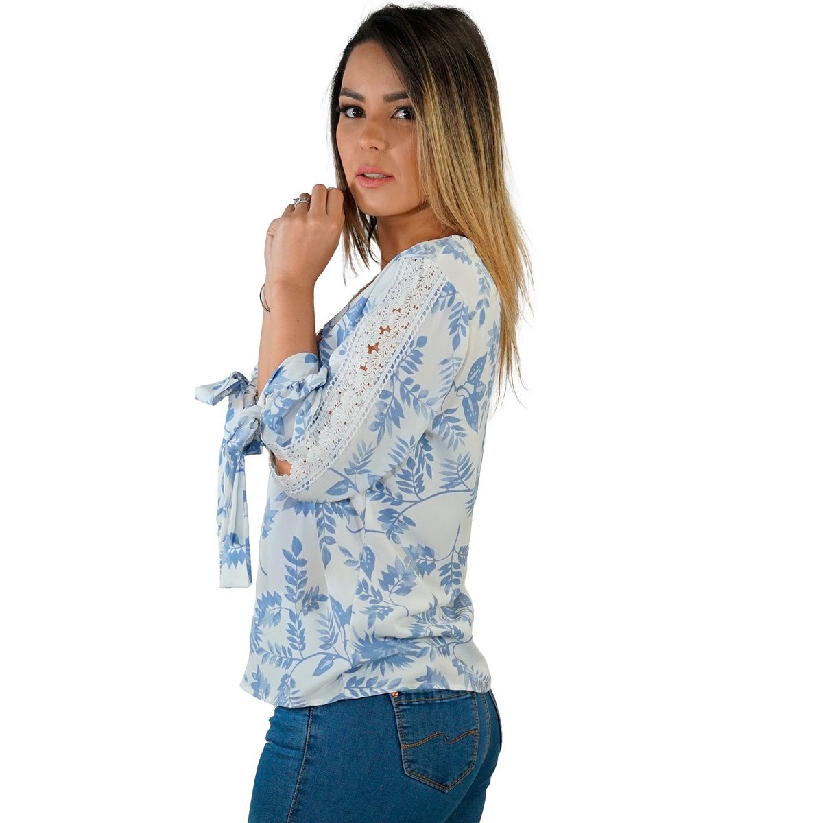 TENTATION - Bluson Aplicación Manga Celeste