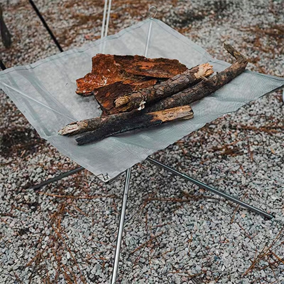 DEFENSOR FOREVER - Chimenea Plegable De Malla Para Fogata