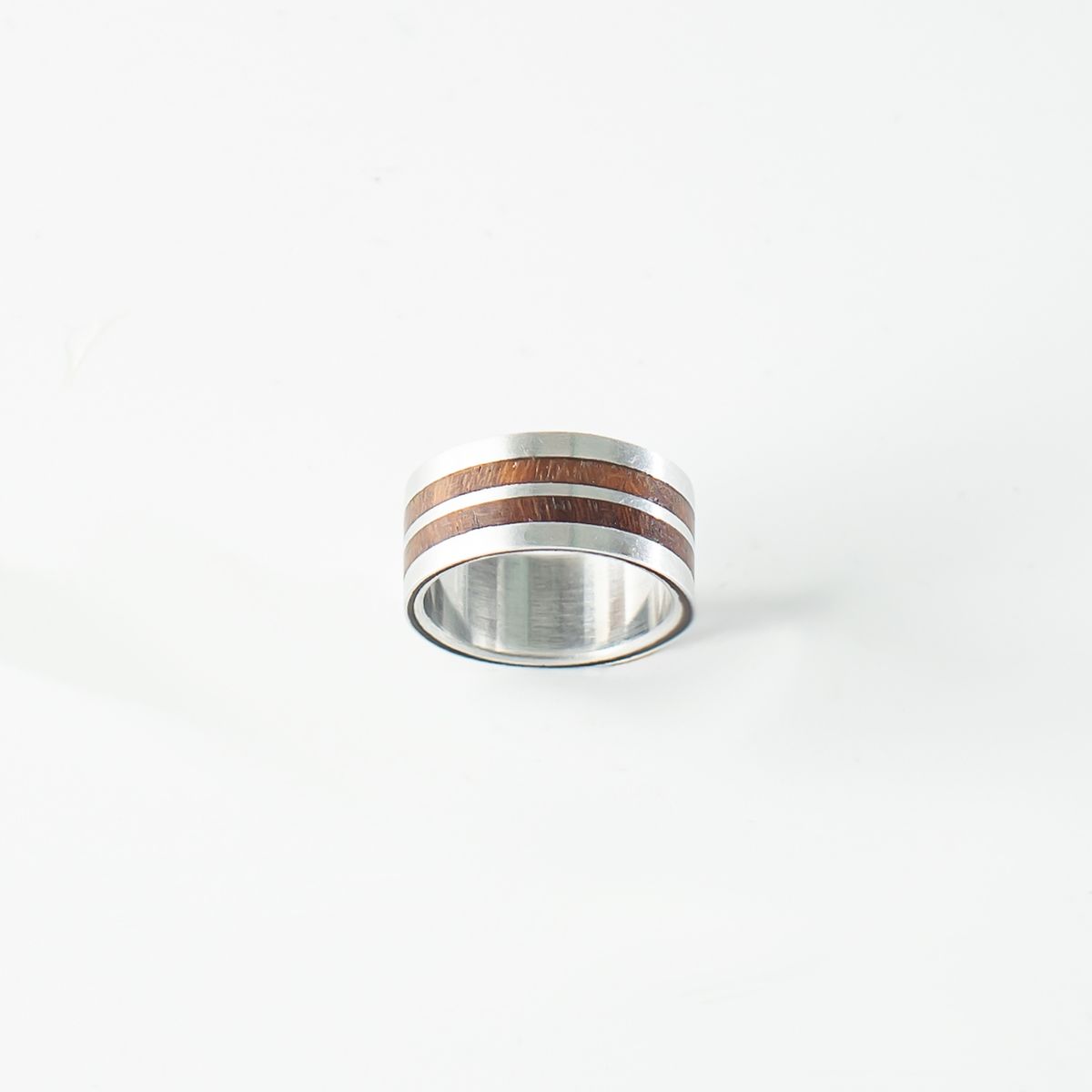 VENTUM - Anillo Hombre de Madera Palo de Rosa y Aluminio Hecho a Mano.