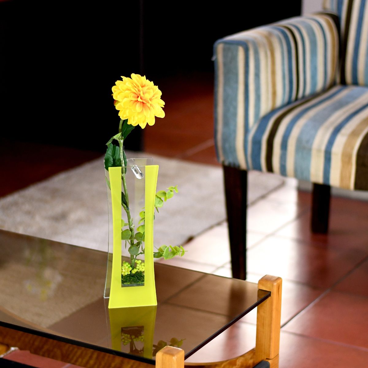 GENERICO - Florero adorno de cristal 44 cm Dalia amarillo
