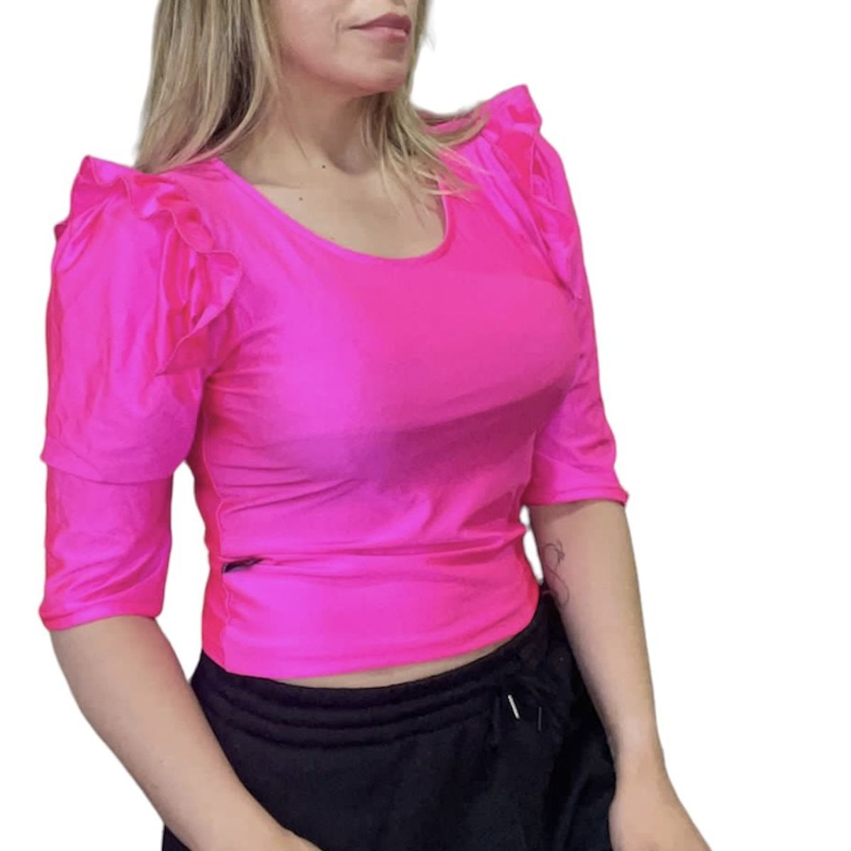 RHONCUS - Polera Vuelitos en sus hombros