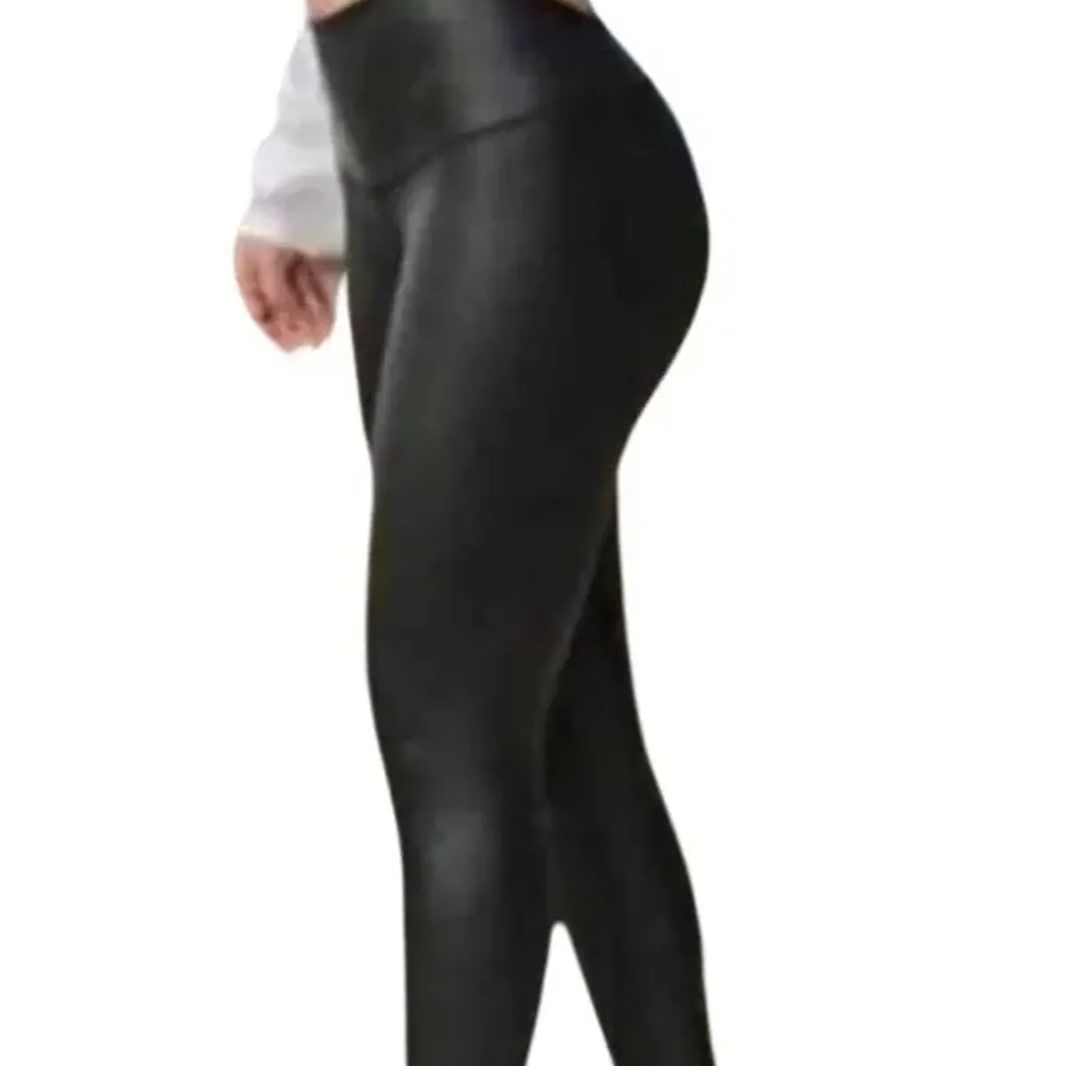 LOOK SHOP - Pantalón Calza Eco Cuero Leggins Bolsillos Pretina Alta. 1002