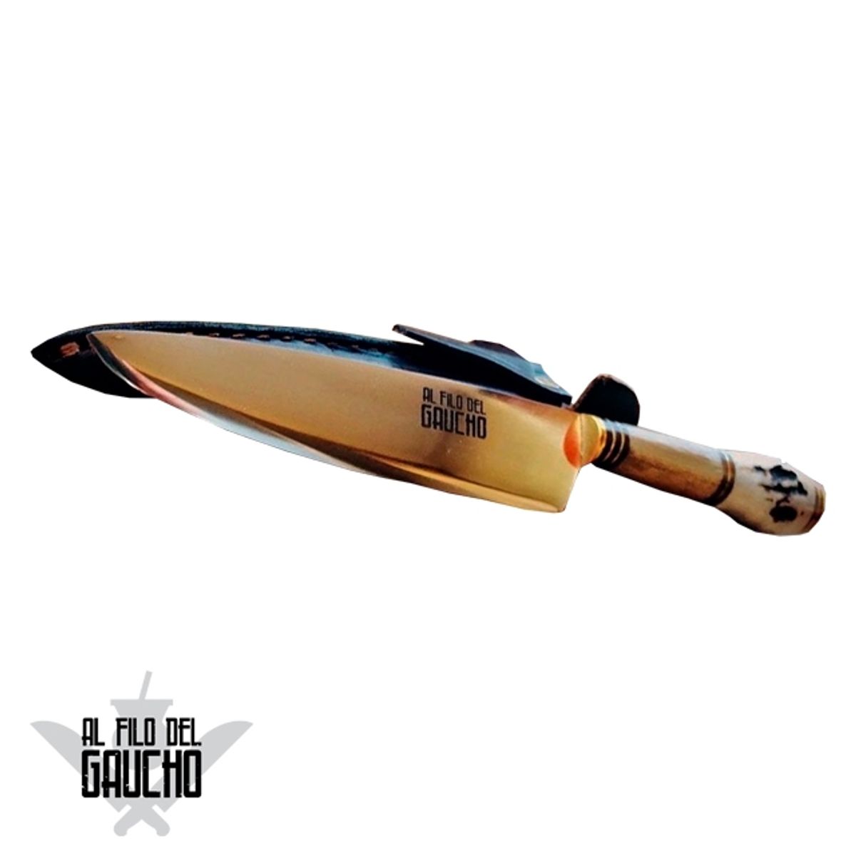 AL FILO DEL GAUCHO - Parrillero Campero Ciervo Madera Mediano Artesanal