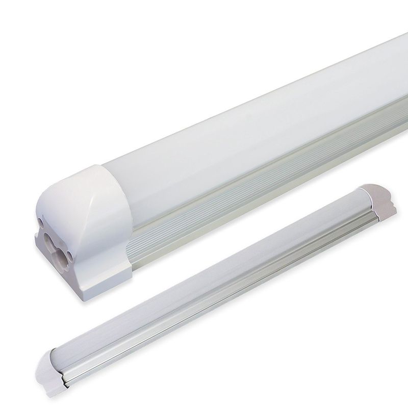 HB LEDS - Tubo LED T8 Con Base 18W 120cm  - Frío