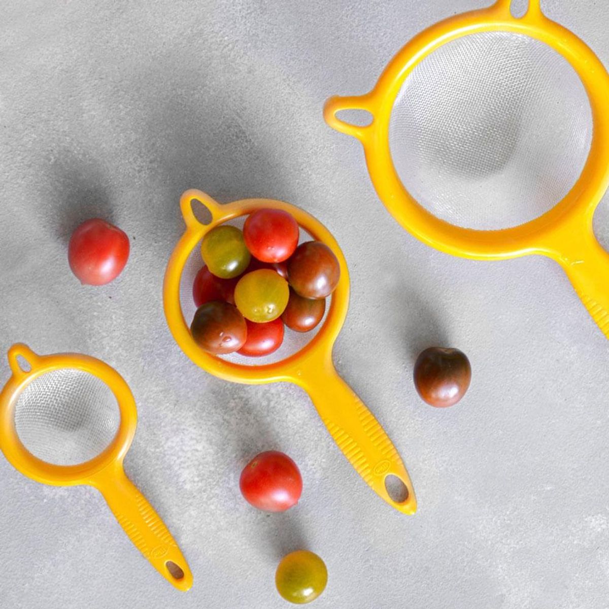 IMAHE - COLADOR PLÁSTICO 10 CM -CLÁSICA