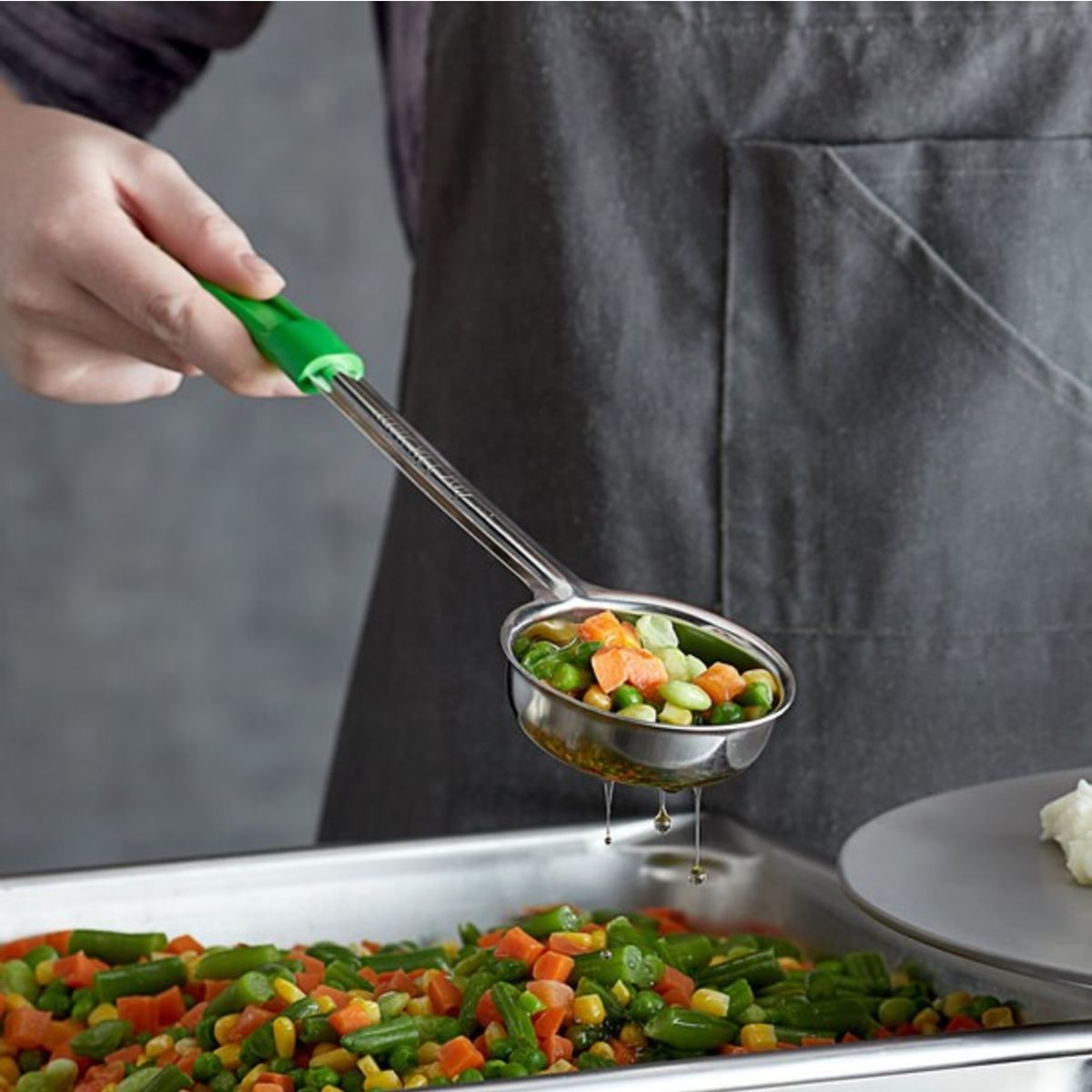 IMAHE - CUCHARA PORCIONADORA PERFORADA 120 ml IMAHE