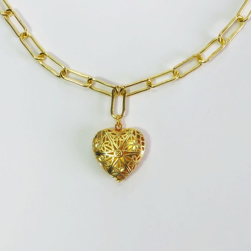 GENERICO - Collar Baño de Oro Relicario Corazon