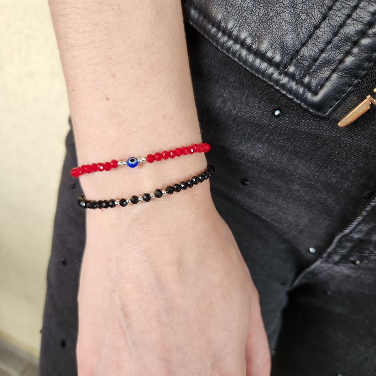 ML JOYAS - Pulsera mujer cristales rojos con ojo turco y bolitas de plata
