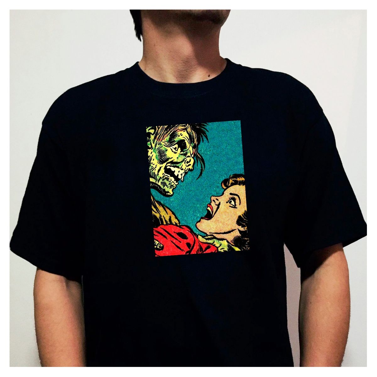 GENERICO - POLERA NEGRA POP ART ZOMBIE
