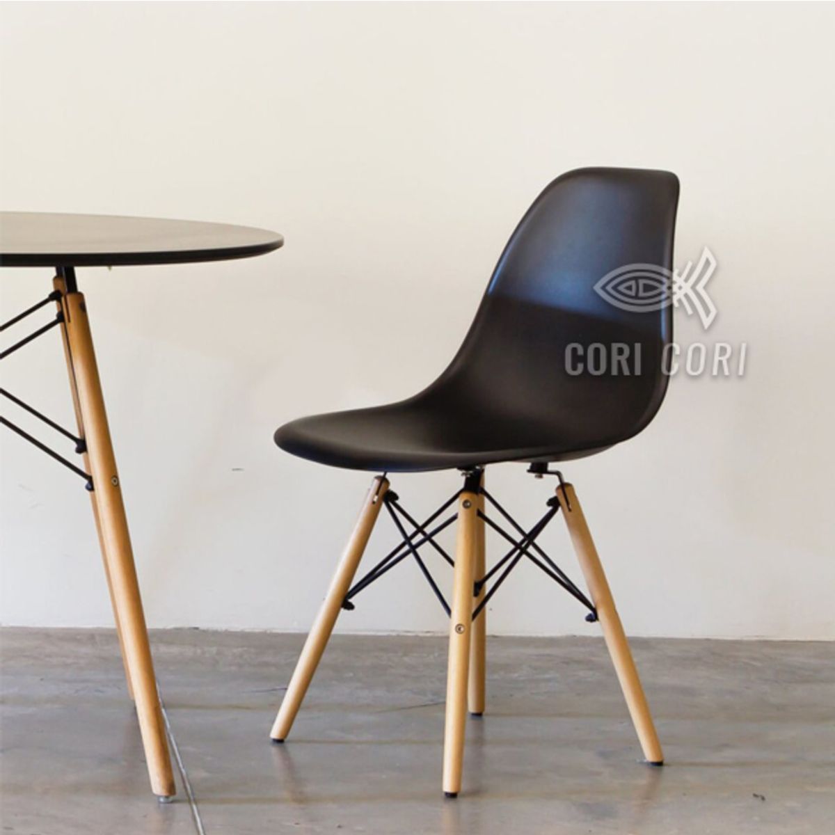 CORI CORI - Silla de Comedor Eames Negra
