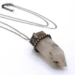 VEINTISEIS VEINTE - COLLAR CUARZO RUTILADO I PLATA / JOYAS 2620.