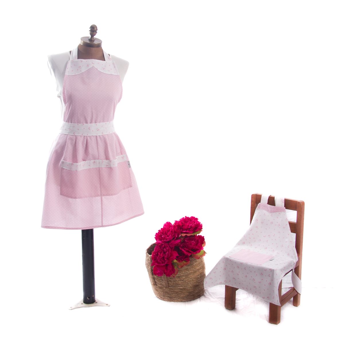COCHO COCHO - Set Delantal Mamá e Hija Cocho Cocho Rosado Puntos Blancos
