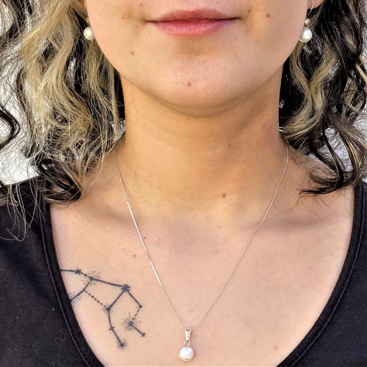 AMKALE - Conjunto Perla Río y Plata