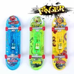 GENERICO - Set 3 Patinetas Skate Finger Con Luz Para Dedos Y Accesorios