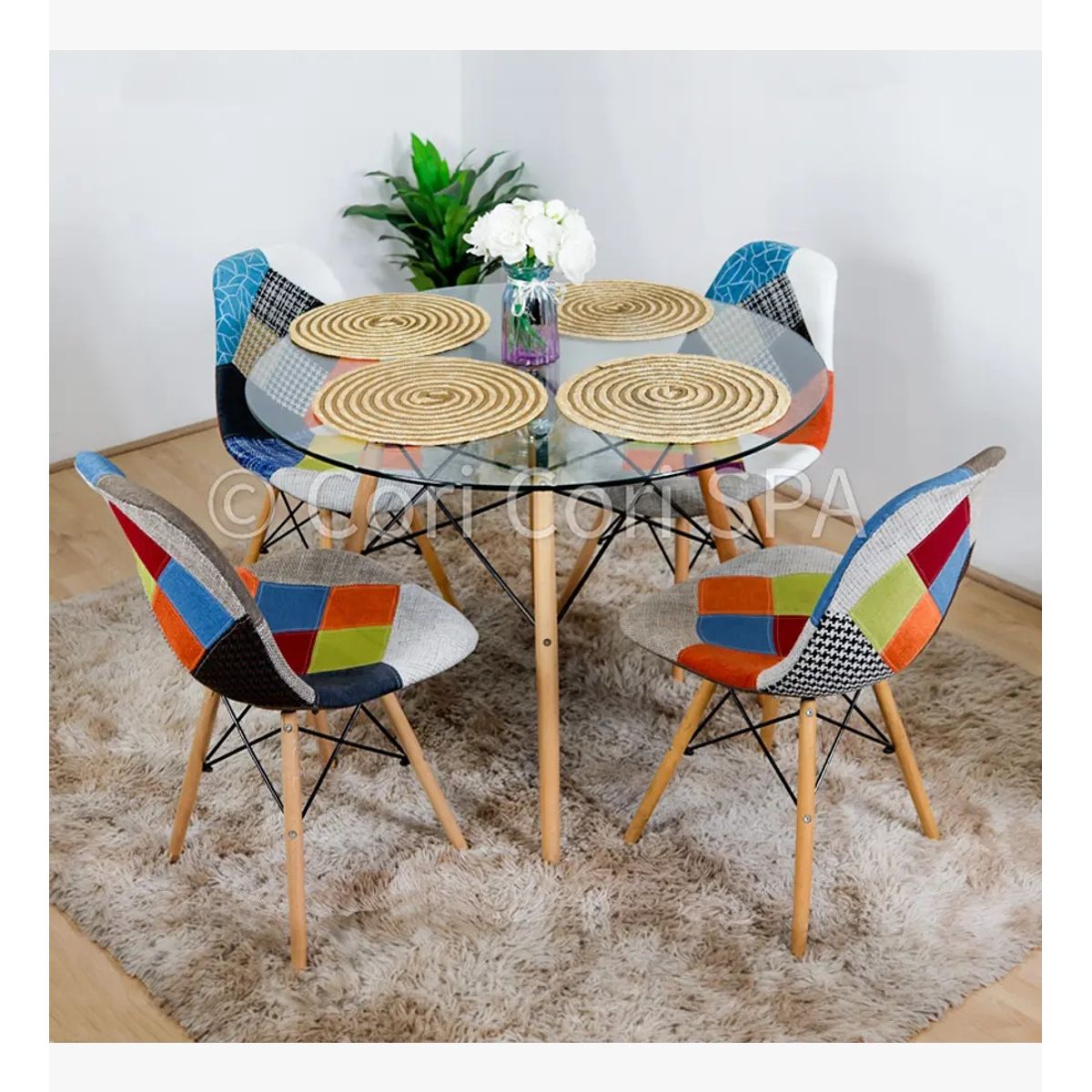 CORI CORI - Juego de Comedor Mesa Eames Vidrio 80cm + 4 Sillas Patchwork Naranjete