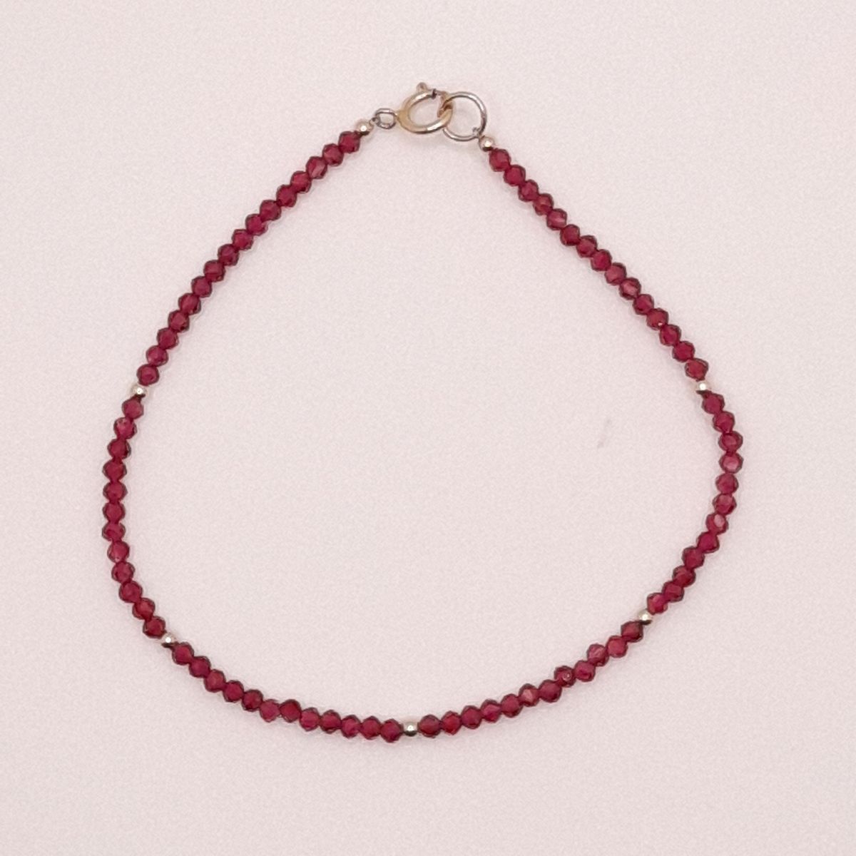 CAT JOYAS - Pulsera espinela roja con gold filled 14k