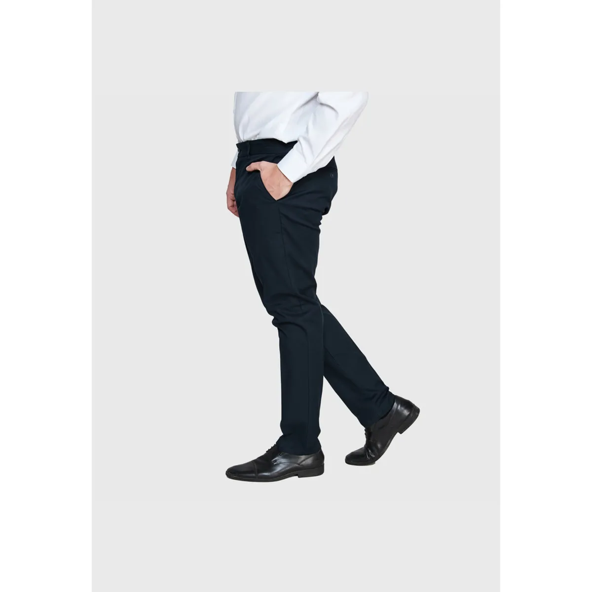 JAYSON - Pantalón Gabardina Spandex Frente Plano Hombre