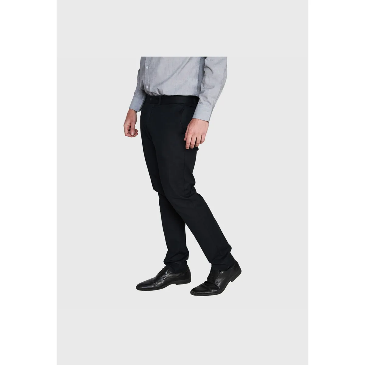 JAYSON - Pantalón Gabardina Spandex Frente Plano Hombre