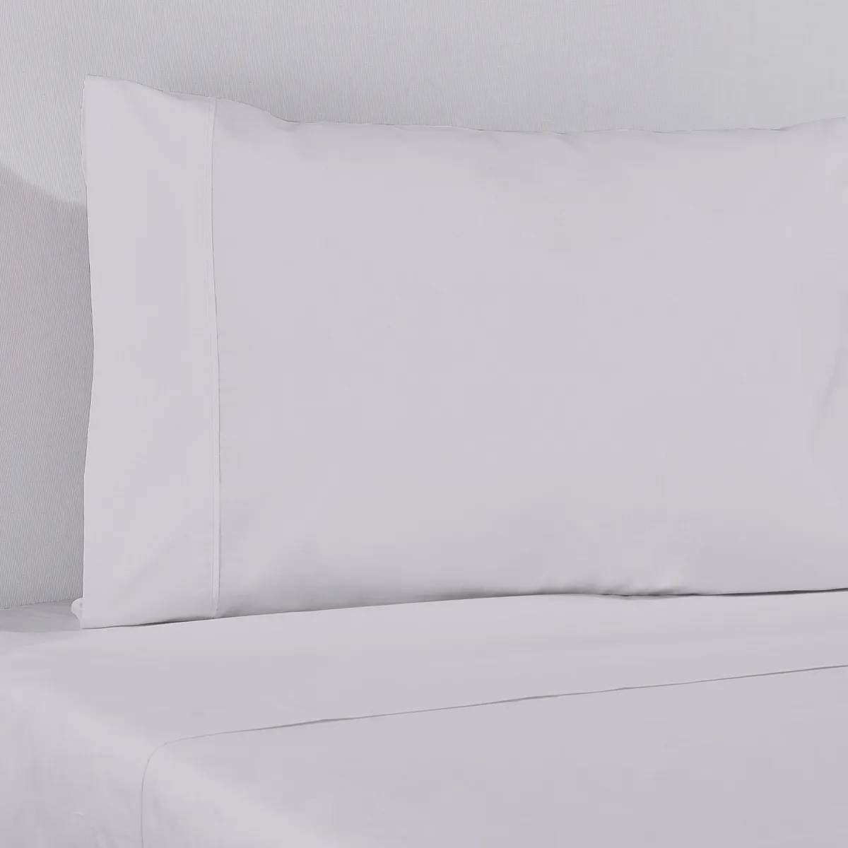 NINA HERRERA - Sábana Básica Lisa Gris Perla 220 Hilos Super King