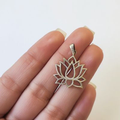 Imagen 2 del producto Colgante Flor del Loto Plata Fina 925