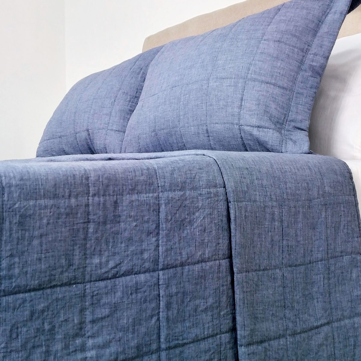 CHANTILLY - Cubrecama Polilino Bordado 2 Plazas Azul CHANTILLY