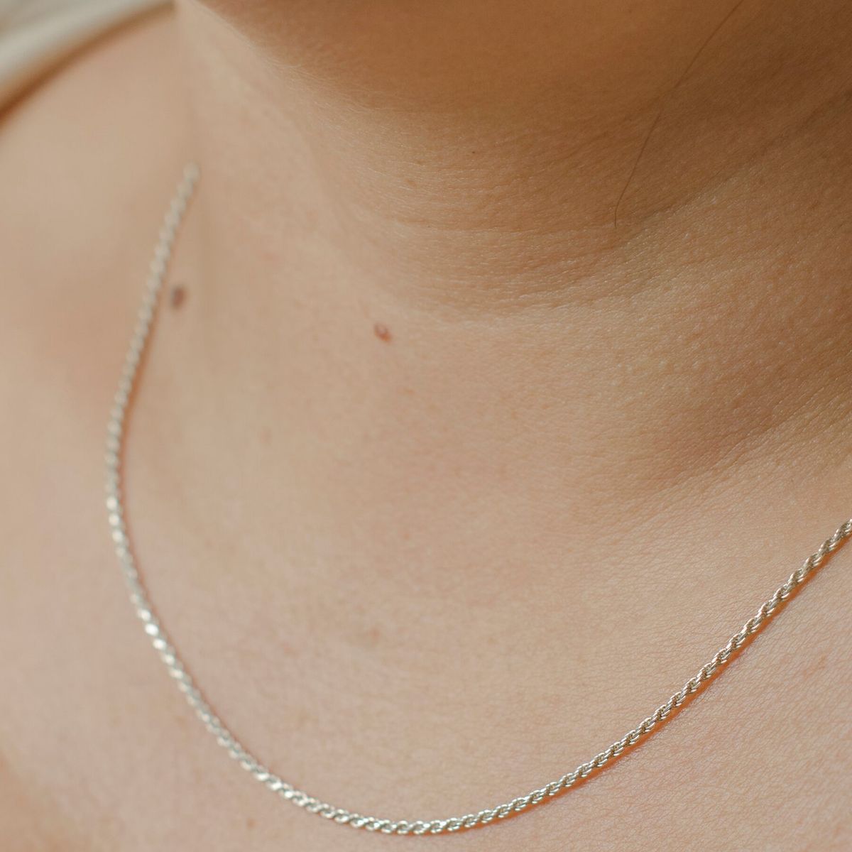 GENERICO - Cadena Tourbillon de Plata Italiana para dama