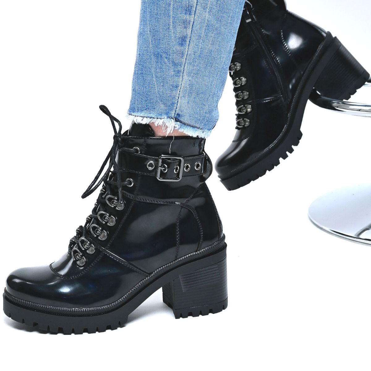 BOTELI - BOTIN NEGRO CON TACON