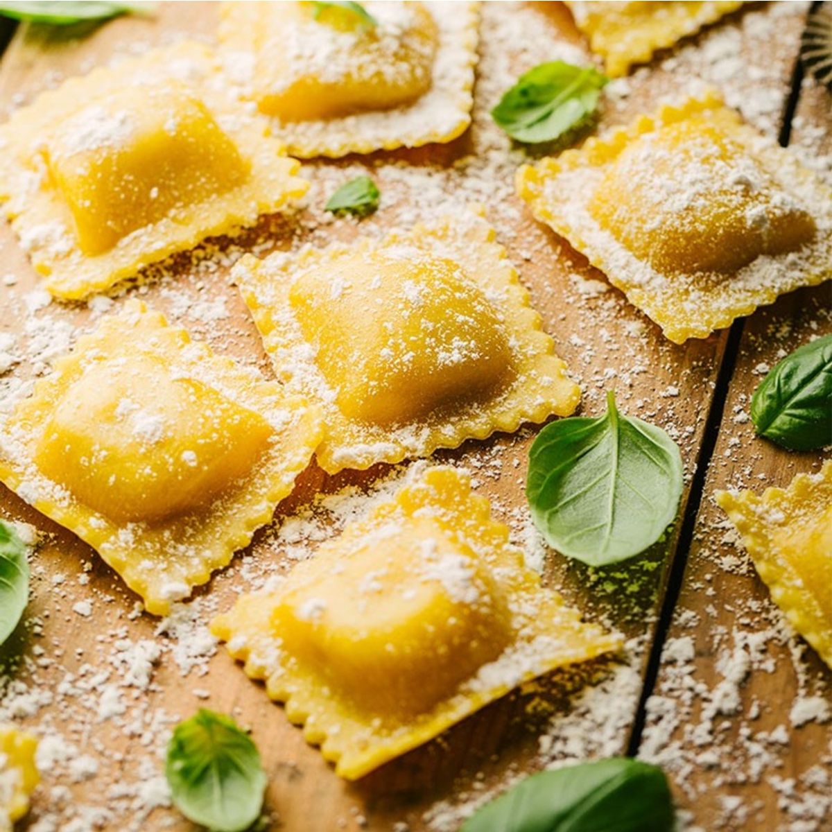 IMAHE - MOLDE PARA TORTELONI 8 CAVIDADES IMAHE