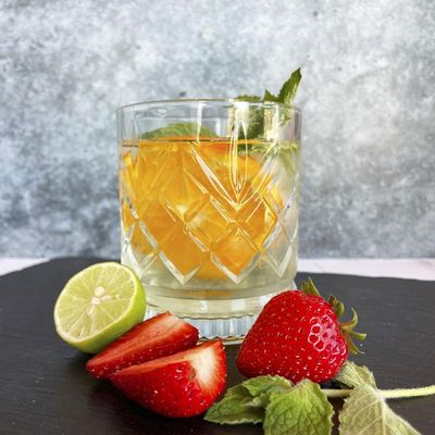 Imagen 2 del producto SET 6 VASOS WHISKY TIME 370 CC IMAHE