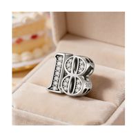 Charm Celebración 18 Años y Circones Brillantes en Plata Fina 925