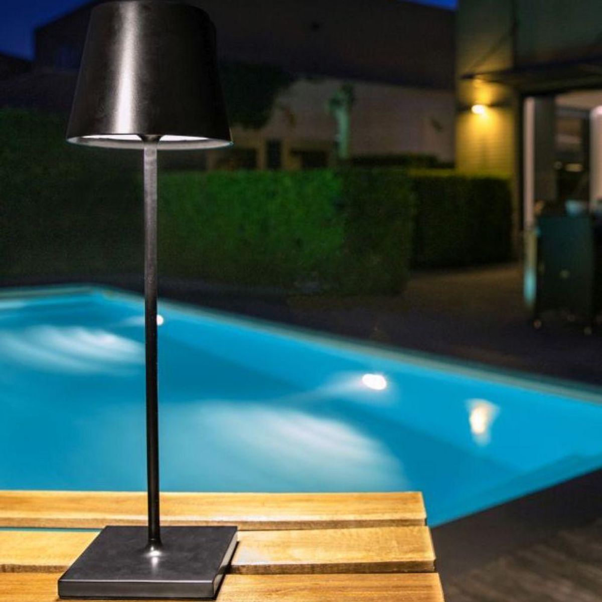 BOSCO - LAMPARA DE MESA JUSTIN OUTDOOR NEGRO RECARGABLE BOSCO