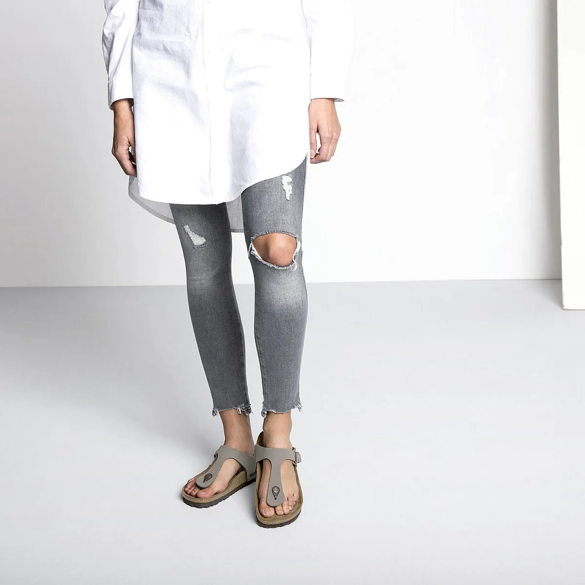 BIRKENSTOCK - Sandalias Gizeh Gris Birkenstock