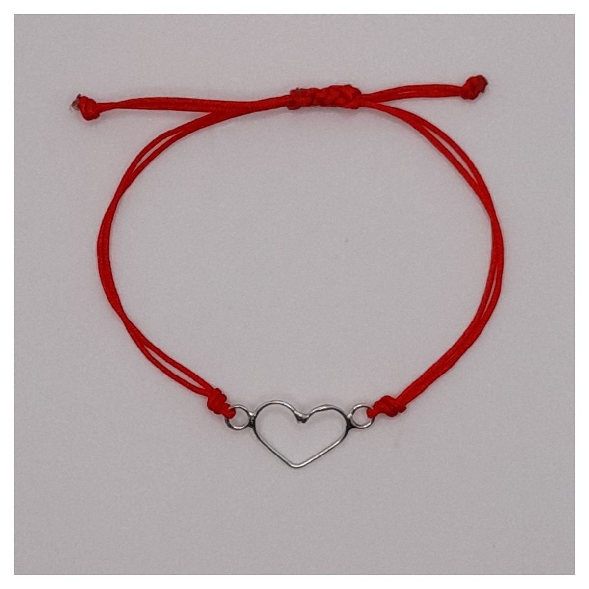 CAT JOYAS - Pulsera corazón de plata fina 925 hilo rojo.
