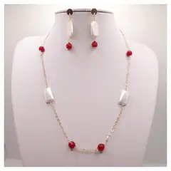 CAT JOYAS - Conjunto collar y aros enchapado en oro con perlas de río raíz de rubí-
