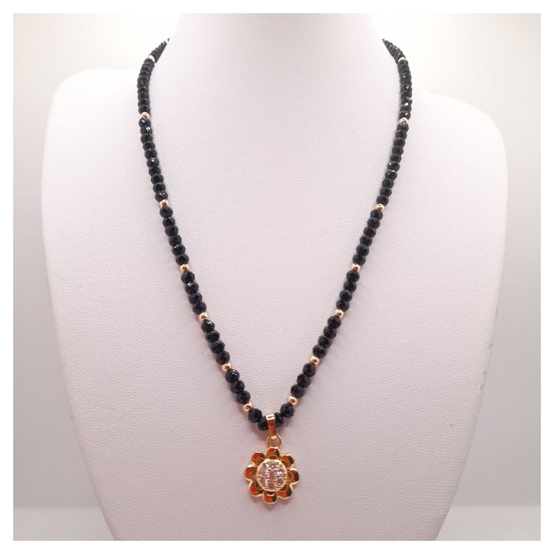 CAT JOYAS - Collar cristales negros enchapado en oro con colgante con circones