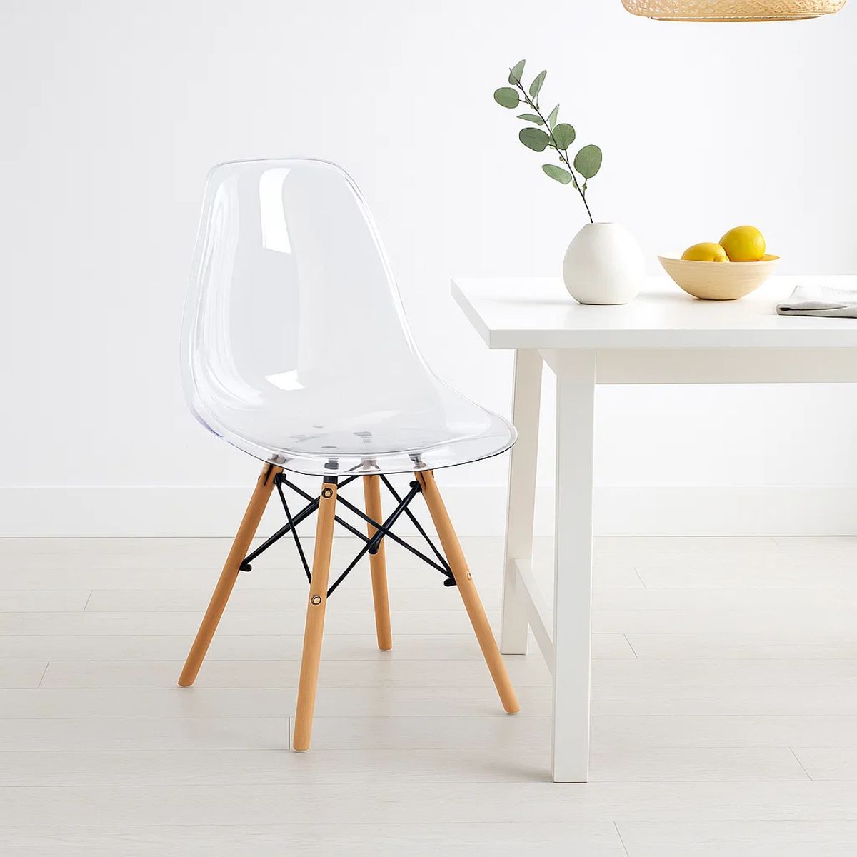 KLIK - Silla Eames Acrílico Ultraresistente Transparente KLIK