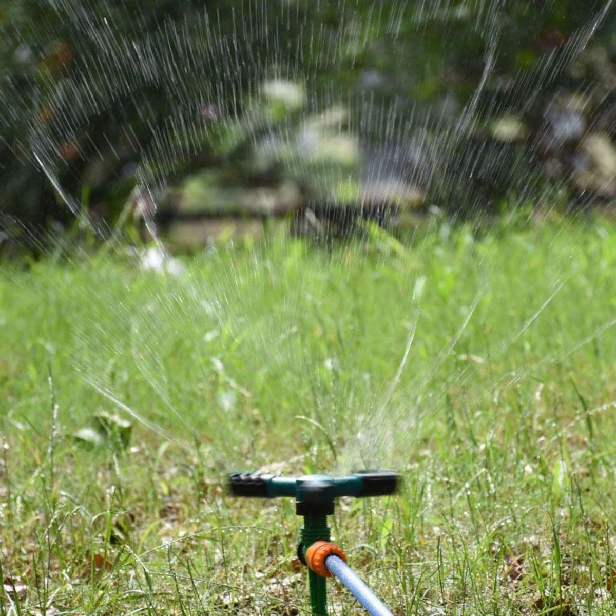 IMPORTCLICK - Aspersor Giratorio 360 ° Rociador De Agua Con Estaca Para Jardín