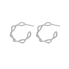 VICTORIA CRUZ - Par de Aros ondas Viena elaborado en plata